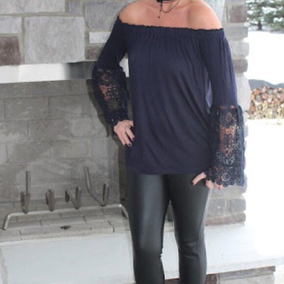 Ann Taylor Loft Navy Blue Off the Shoulder Lace Bell Sleeve Blouse Top Size S - Picture 2 of 7